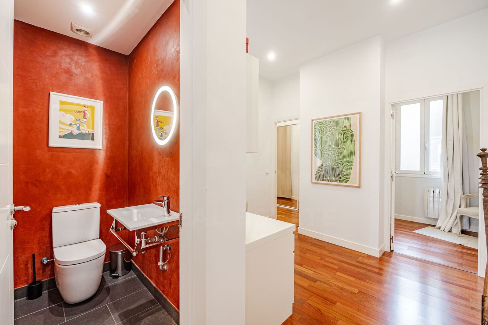 2 bedroom Apartment for sale in Madrid city - € 850,000 (Ref: 9999853)