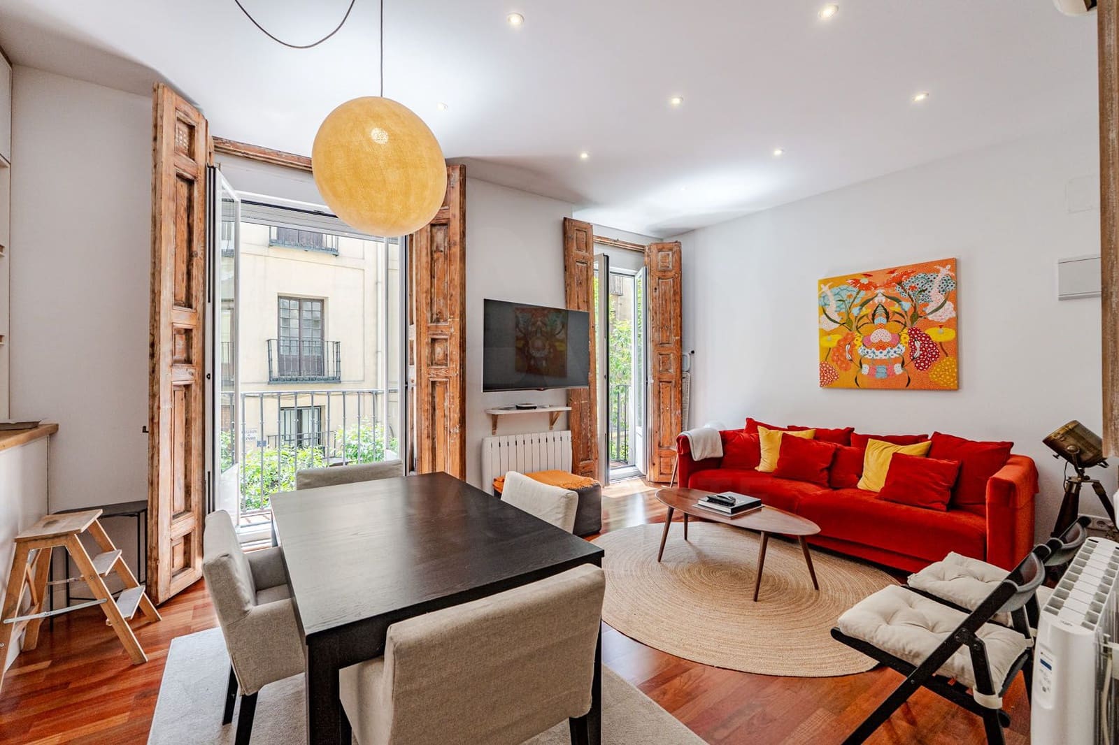 2 bedroom Apartment for sale in Madrid city - € 850,000 (Ref: 9999853)
