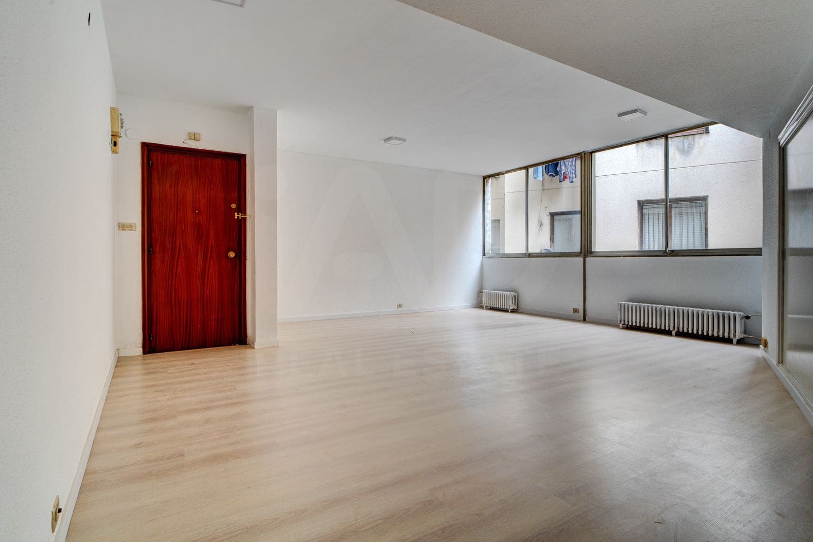 Komercyjne na sprzedaż w Bilbao - 59 000 € (Ref: 9999856)