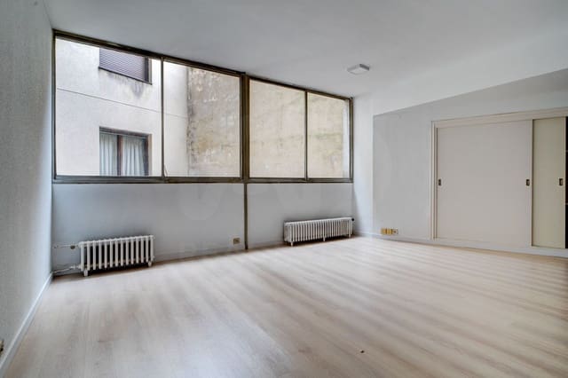 Komercyjne na sprzedaż w Bilbao - 59 000 € (Ref: 9999856)
