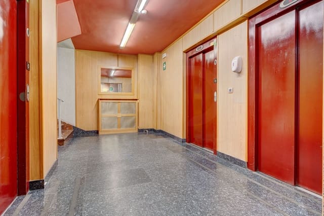 Commercieel te koop in Bilbao - € 43.000 (Ref: 9999860)