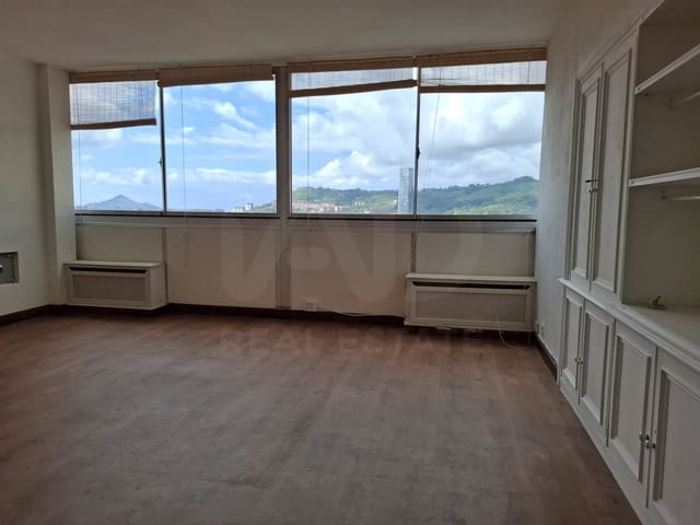 Commercieel te koop in Bilbao - € 43.000 (Ref: 9999860)