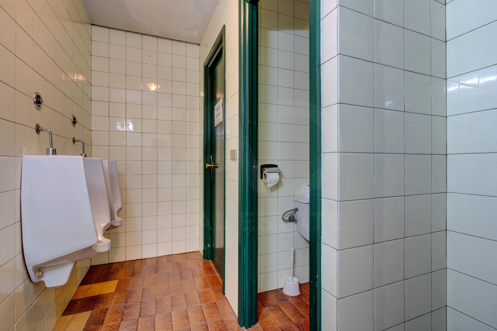 Erhverv til salg i Bilbao - € 1.162.000 (Ref: 9999861)