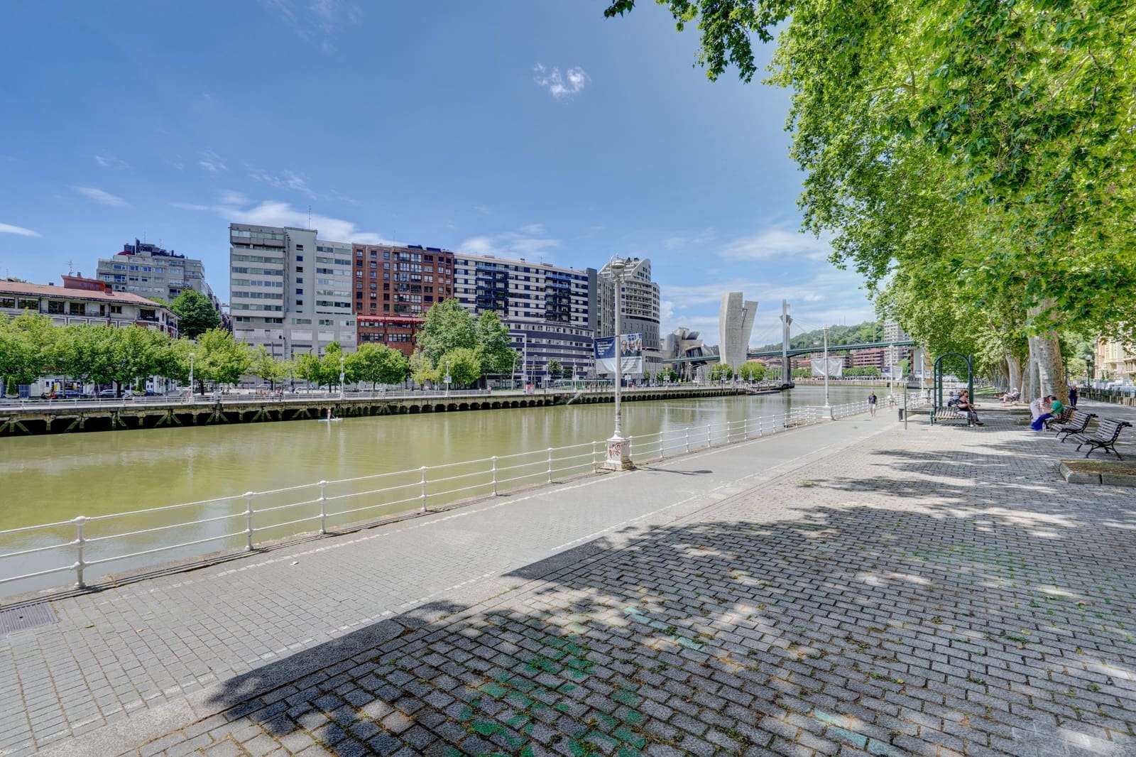 Erhverv til salg i Bilbao - € 1.162.000 (Ref: 9999861)