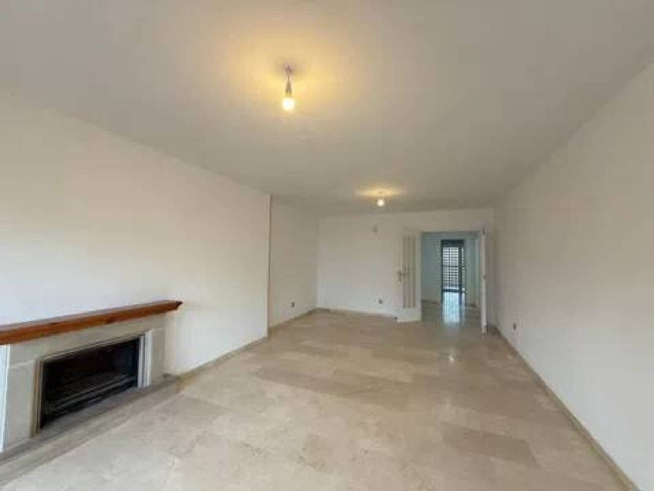 2 chambre Appartement à vendre à Estepona avec piscine garage - 317 000 € (Ref: 9849805)