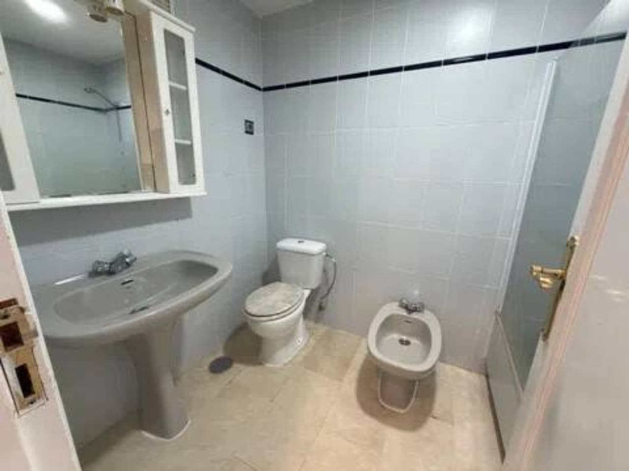 2 chambre Appartement à vendre à Estepona avec piscine garage - 317 000 € (Ref: 9849805)