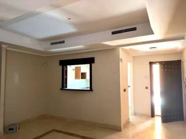 2 Zimmer Wohnung zu verkaufen in Ojen mit Pool Garage - 299.000 € (Ref: 9849806)