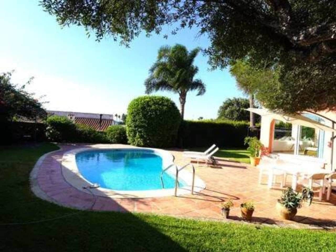 4 soverom Villa til salgs i Torreguadiaro med svømmebasseng - € 1 150 000 (Ref: 9849809)