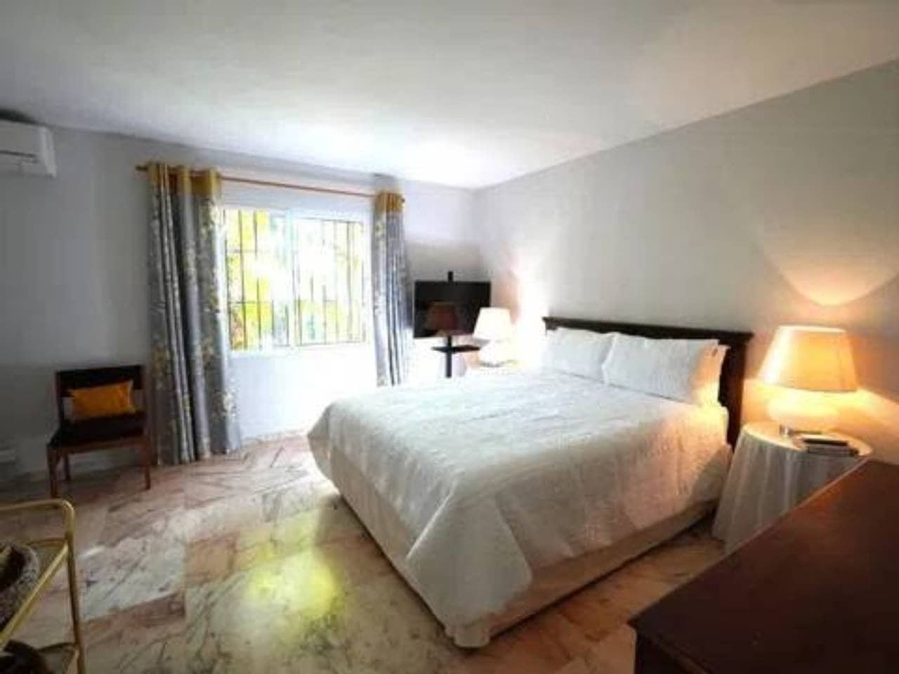 4 soverom Villa til salgs i Torreguadiaro med svømmebasseng - € 1 150 000 (Ref: 9849809)