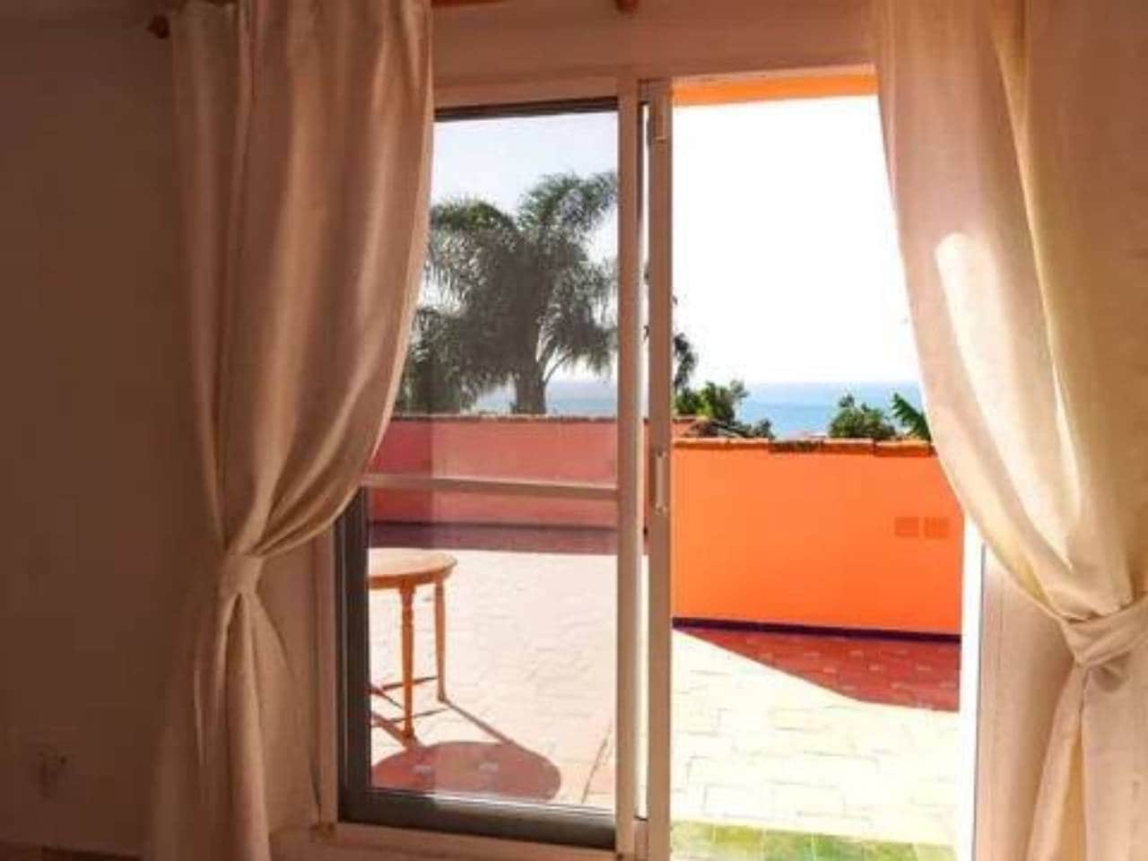 4 soverom Villa til salgs i Torreguadiaro med svømmebasseng - € 1 150 000 (Ref: 9849809)