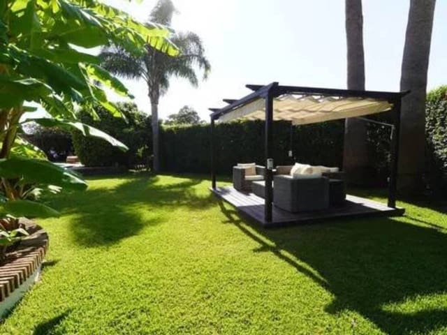 4 soverom Villa til salgs i Torreguadiaro, San Roque med svømmebasseng - € 1 150 000 (Ref: 9849809)