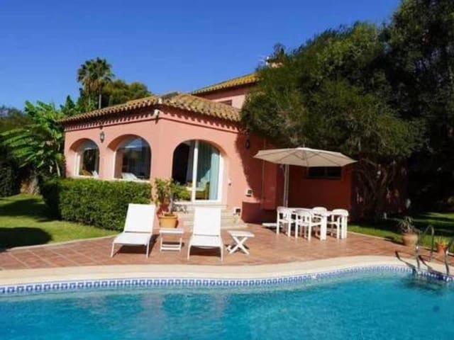 4 soverom Villa til salgs i Torreguadiaro, San Roque med svømmebasseng - € 1 150 000 (Ref: 9849809)