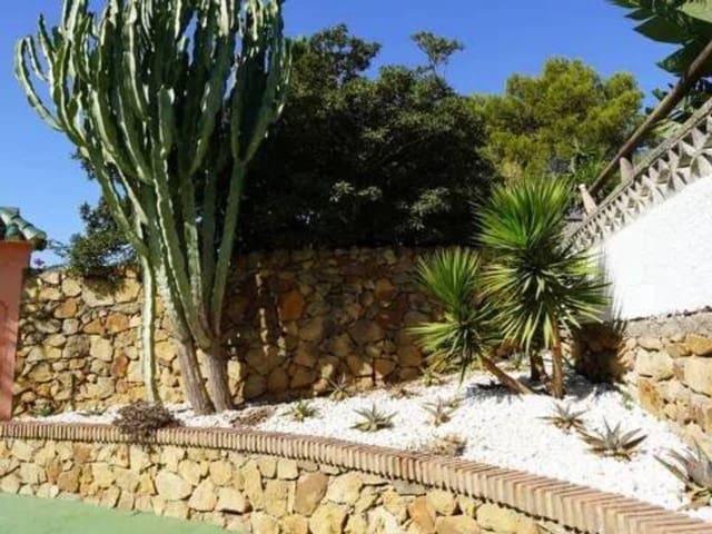 4 soverom Villa til salgs i Torreguadiaro, San Roque med svømmebasseng - € 1 150 000 (Ref: 9849809)