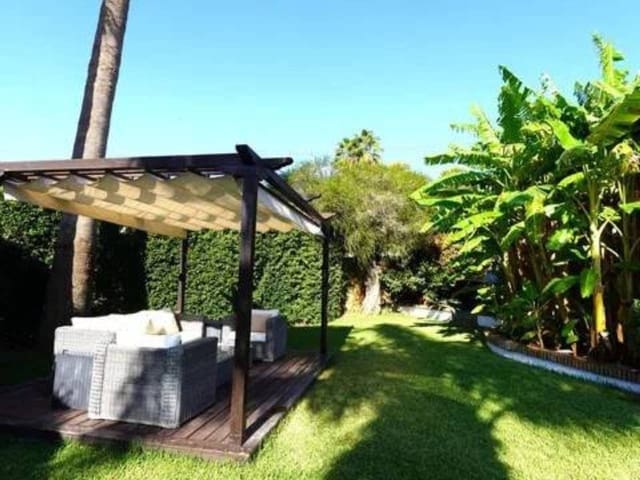 4 soverom Villa til salgs i Torreguadiaro, San Roque med svømmebasseng - € 1 150 000 (Ref: 9849809)
