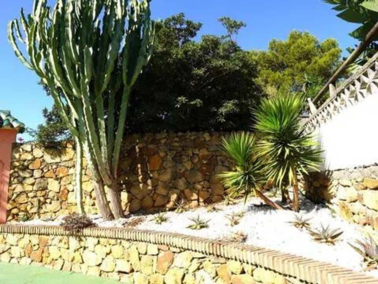 4 soverom Villa til salgs i Torreguadiaro med svømmebasseng - € 1 150 000 (Ref: 9849809)