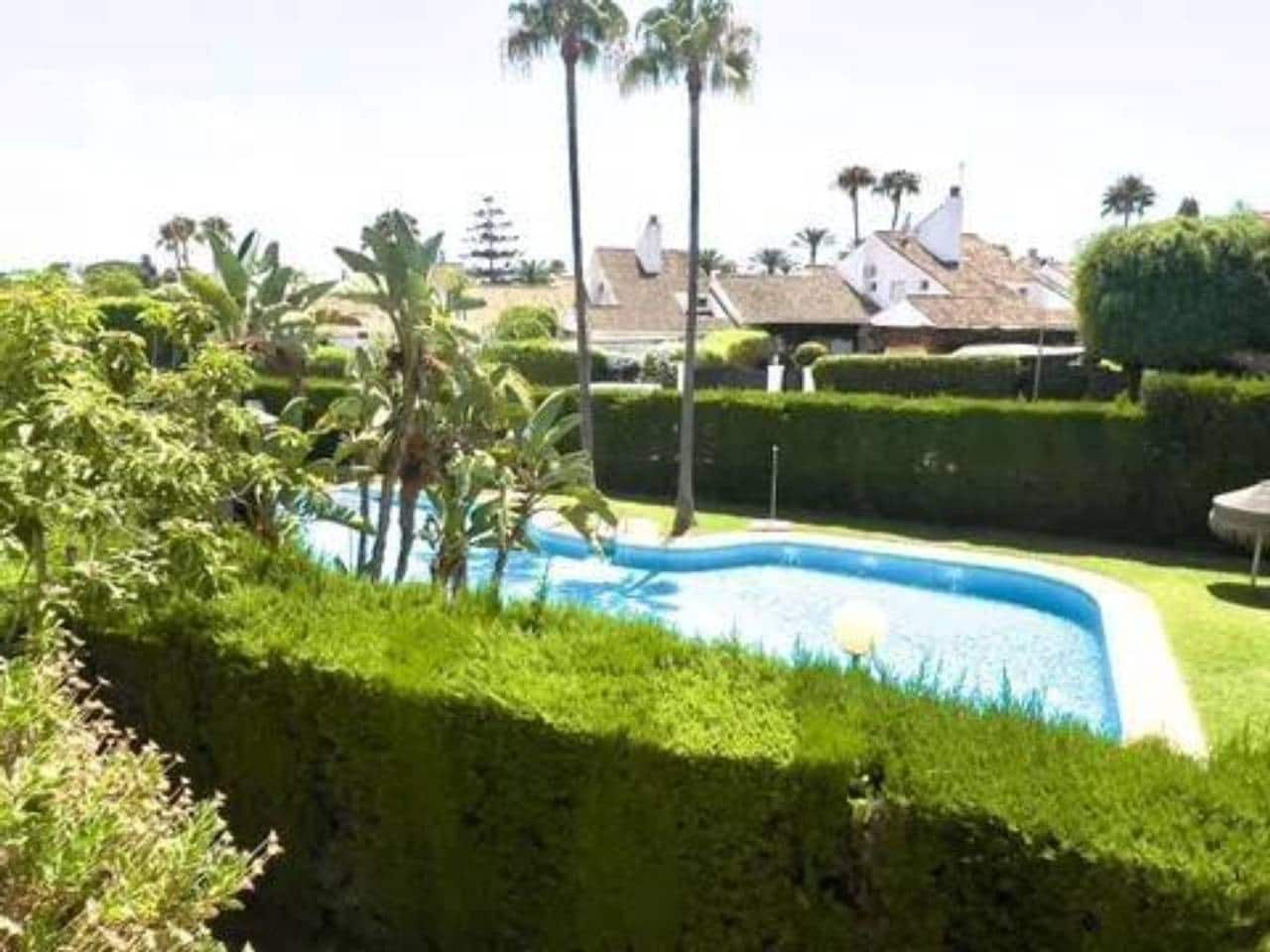 3 soveværelse Lejlighed til salg i Guadalmina med swimmingpool - € 585.000 (Ref: 9849810)