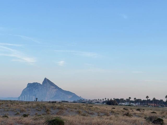 Undeveloped Land for sale in La Línea de la Concepción - € 170,000 (Ref: 9850826)