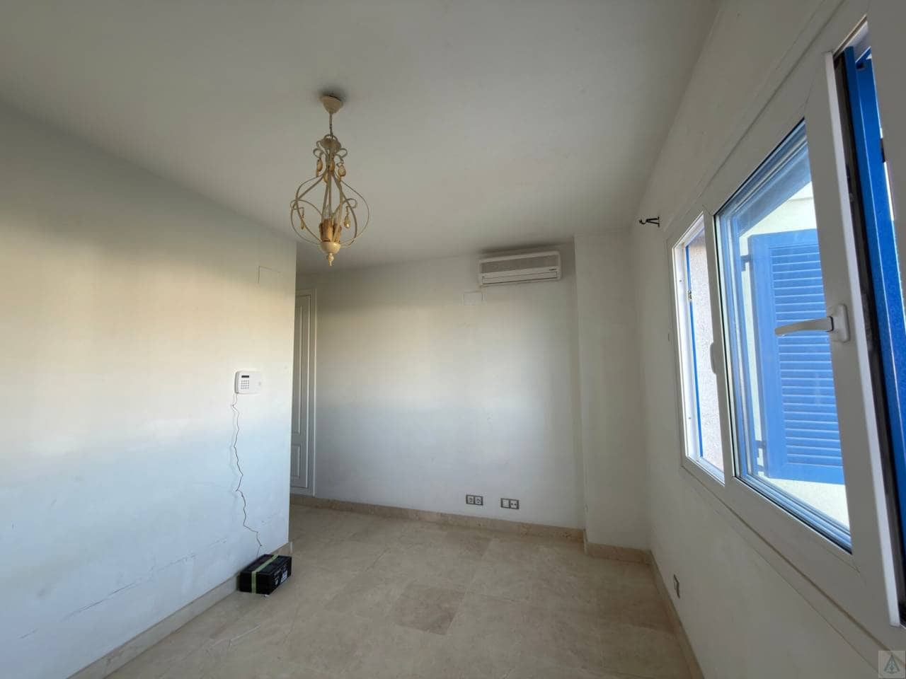 2 makuuhuone Asunto myytävänä paikassa Manilva mukana uima-altaan - 280 156 € (Ref: 9902700)