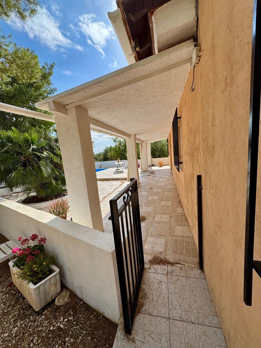 2 bedroom Finca/Country House for sale in Aledo with pool garage - € 269,000 (Ref: 10014624)