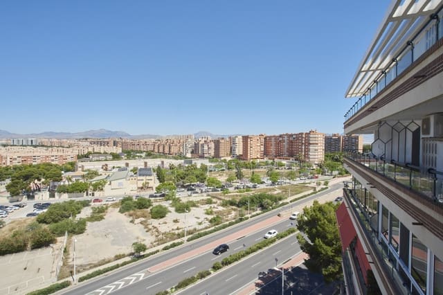 4 soveværelse Lejlighed til salg i Albufereta, Alicante by med swimmingpool garage - € 390.000 (Ref: 10052155)