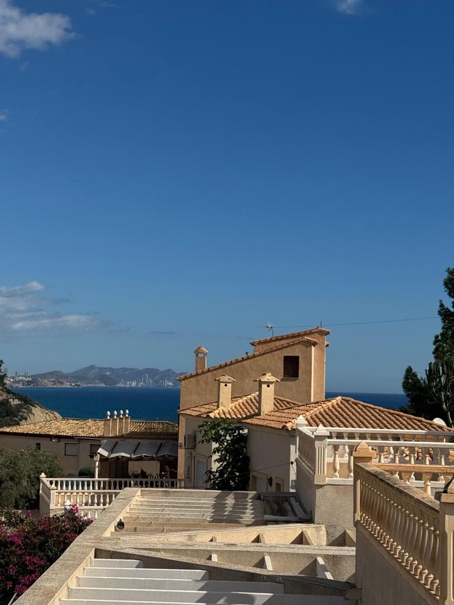 3 sovrum Hus till salu i El Campello med garage - 550 000 € (Ref: 10062775)