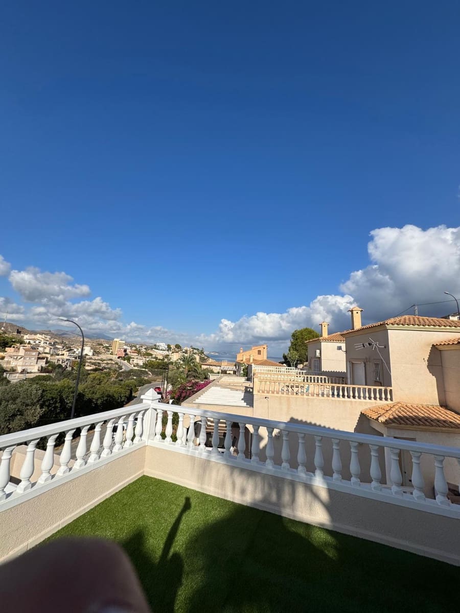 3 sovrum Hus till salu i El Campello med garage - 550 000 € (Ref: 10062775)