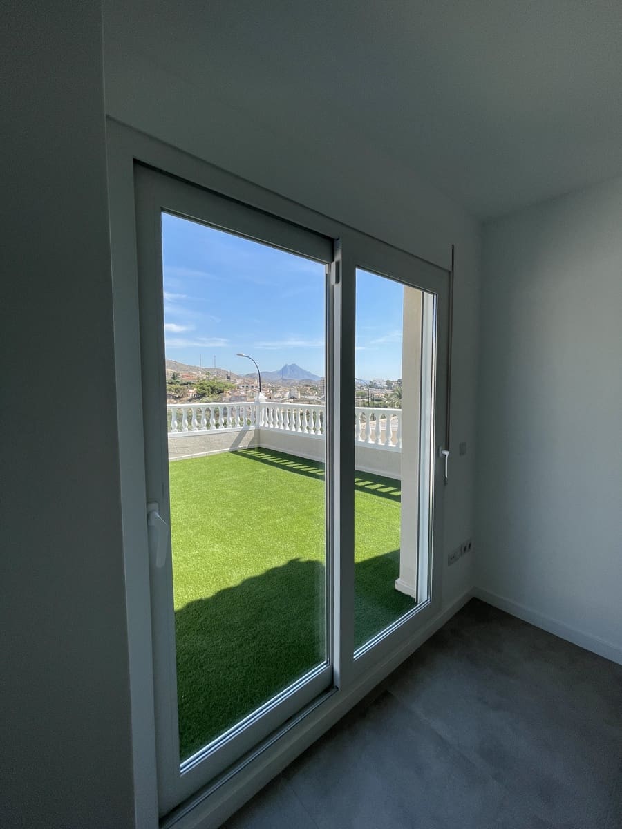3 sovrum Hus till salu i El Campello med garage - 550 000 € (Ref: 10062775)