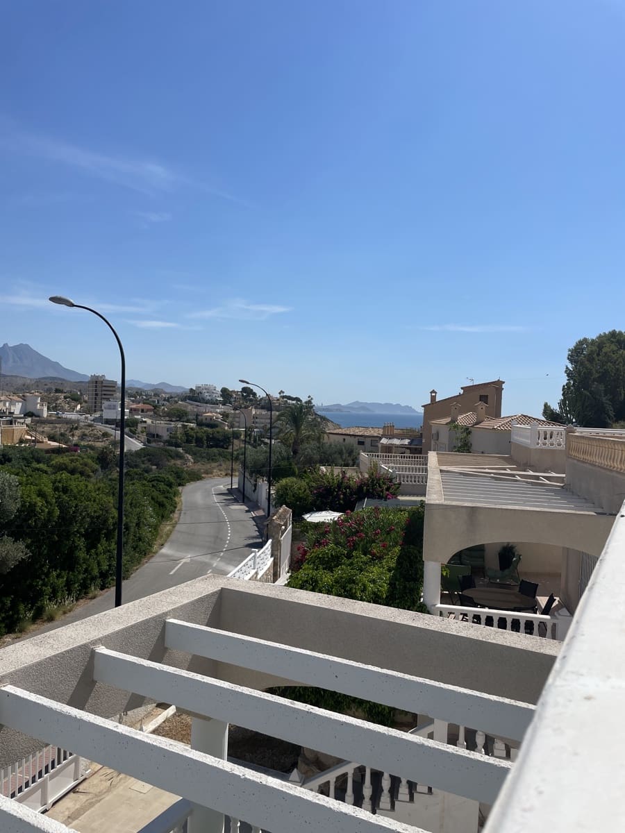 3 sovrum Hus till salu i El Campello med garage - 550 000 € (Ref: 10062775)