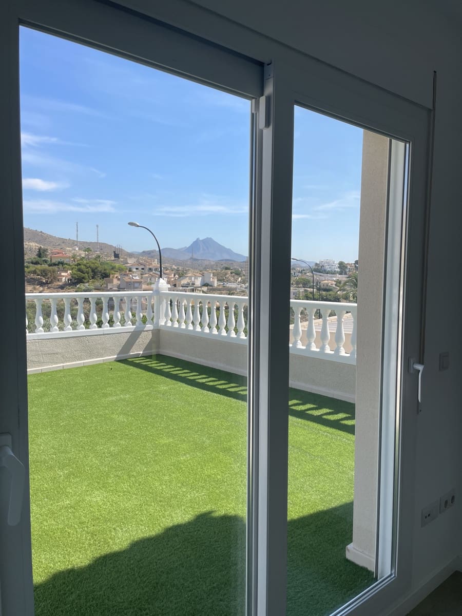 3 sovrum Hus till salu i El Campello med garage - 550 000 € (Ref: 10062775)
