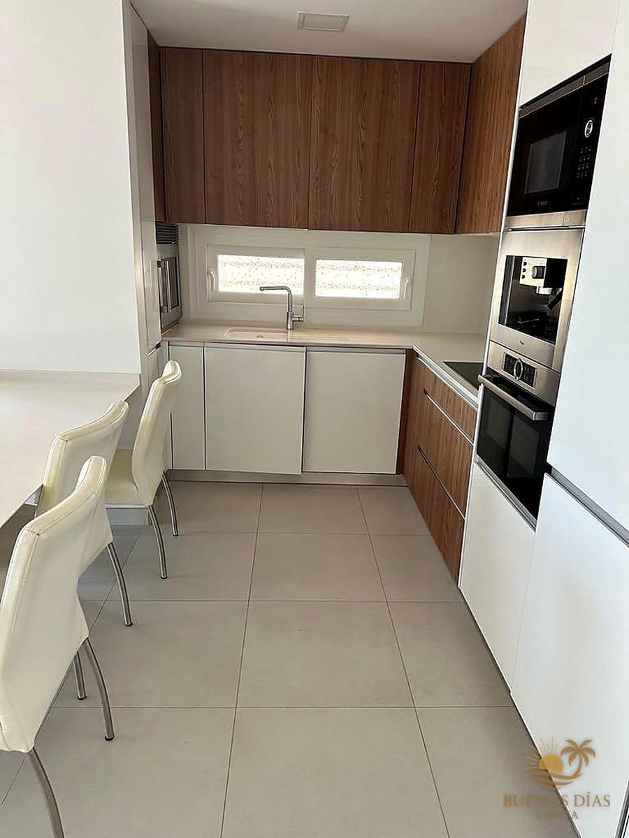 3 slaapkamer Appartement te koop in Torrevieja met zwembad garage - € 314.900 (Ref: 10156887)