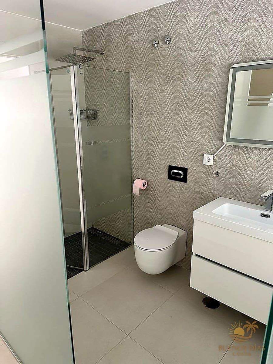 3 slaapkamer Appartement te koop in Torrevieja met zwembad garage - € 314.900 (Ref: 10156887)
