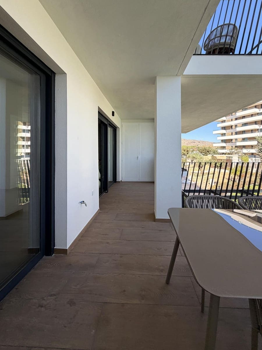 2 bedroom Flat for sale in La Villajoyosa / Vila Joiosa with pool garage - € 479,000 (Ref: 10183309)