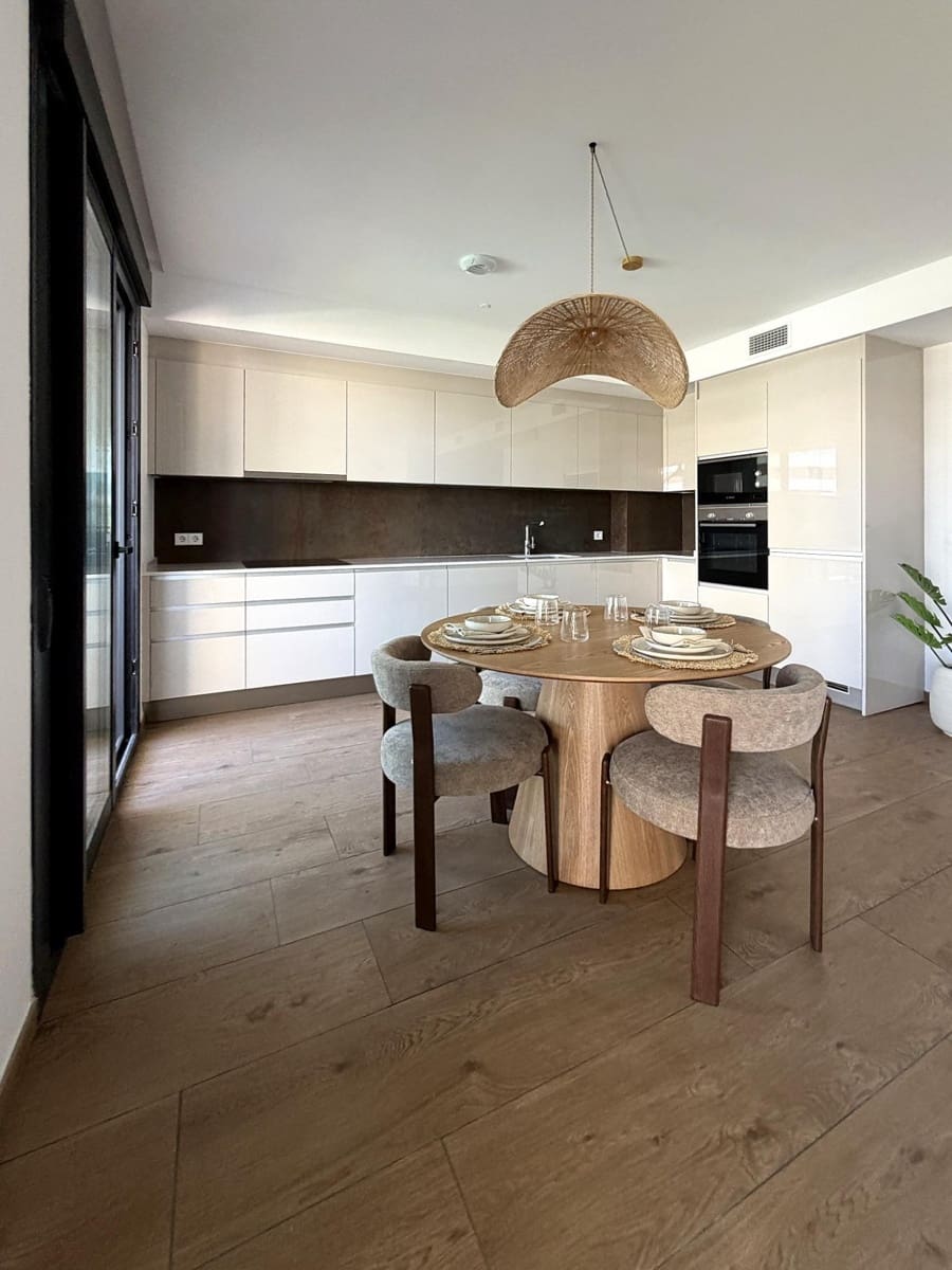 2 bedroom Flat for sale in La Villajoyosa / Vila Joiosa with pool garage - € 479,000 (Ref: 10183309)