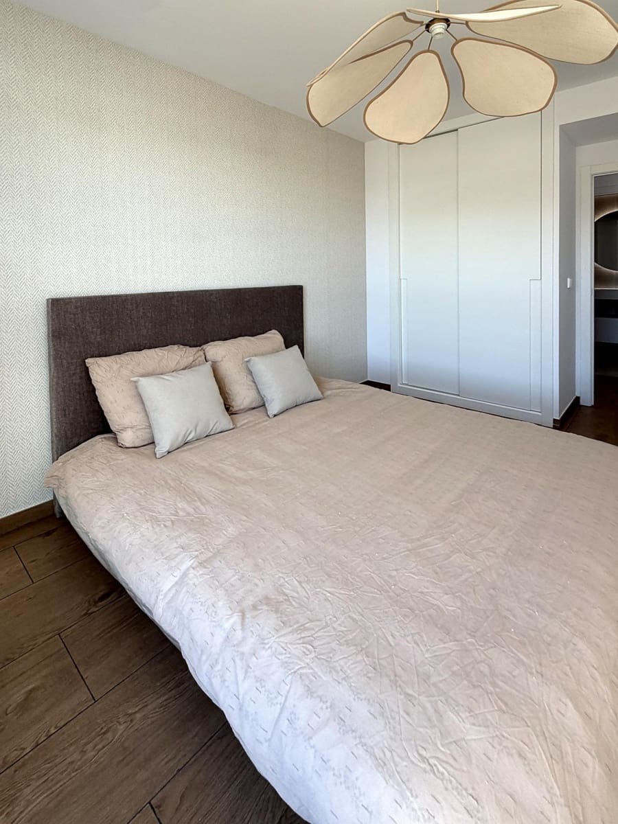 2 bedroom Flat for sale in La Villajoyosa / Vila Joiosa with pool garage - € 479,000 (Ref: 10183309)