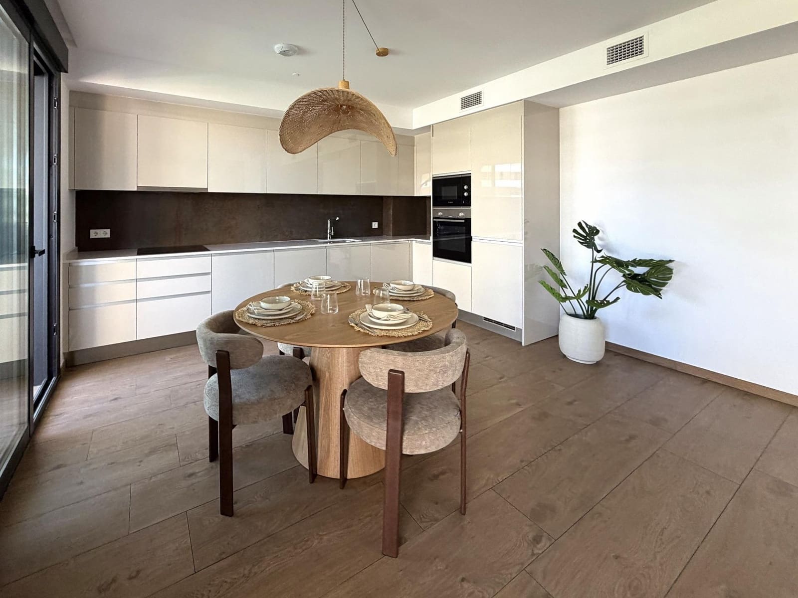 2 bedroom Flat for sale in La Villajoyosa / Vila Joiosa with pool garage - € 479,000 (Ref: 10183309)
