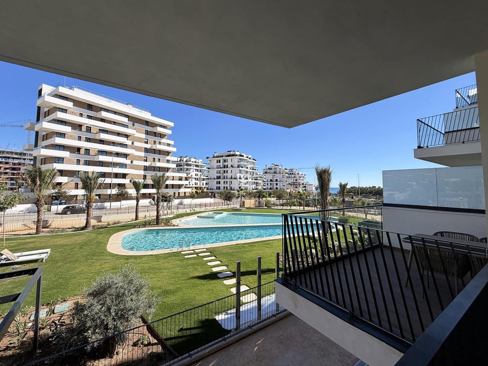 2 bedroom Flat for sale in La Villajoyosa / Vila Joiosa with pool garage - € 479,000 (Ref: 10183309)