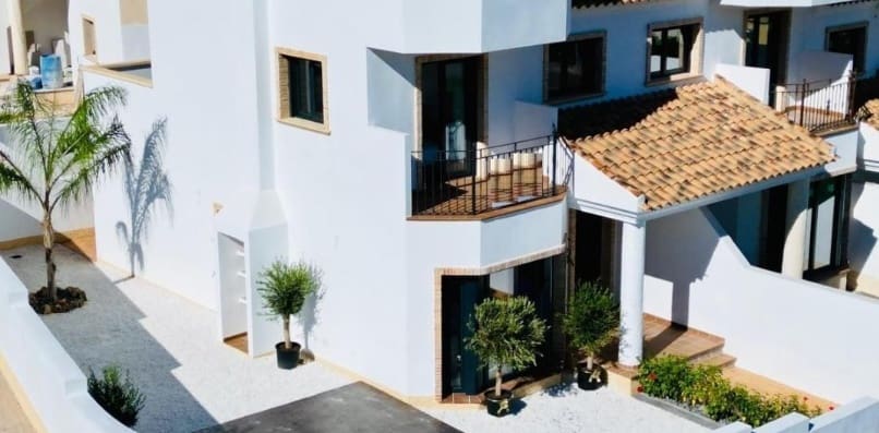 3 bedroom Bungalow for sale in Cox with pool garage - € 255,000 (Ref: 9850332)