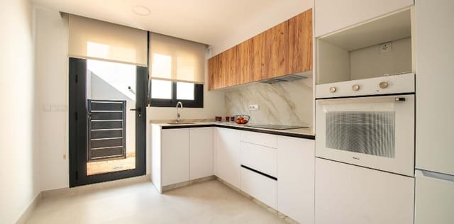 3 soverom Bungalow til salgs i Cox med svømmebasseng garasje - € 255 000 (Ref: 9850332)