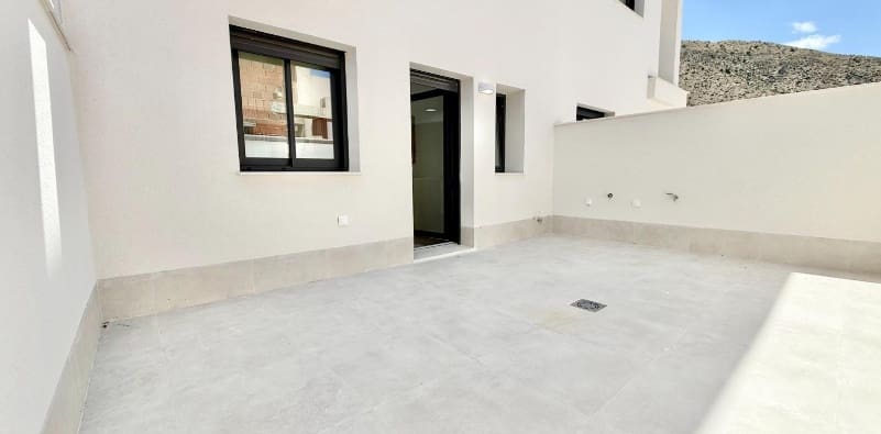 2 bedroom Townhouse for sale in Cox with pool garage - € 223,000 (Ref: 9851992)