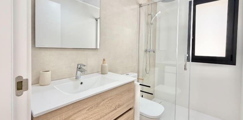 2 bedroom Townhouse for sale in Cox with pool garage - € 223,000 (Ref: 9851992)