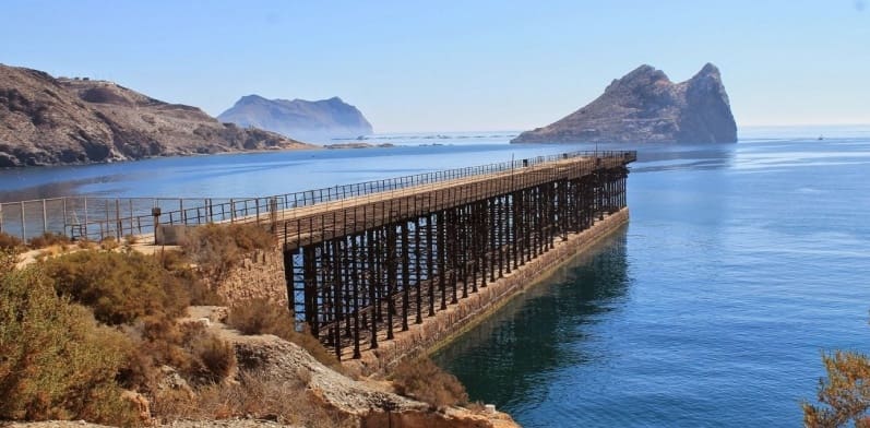 Apartamento Playa de 1 habitación en Aguilas en venta con piscina - 275.000 € (Ref: 9852067)