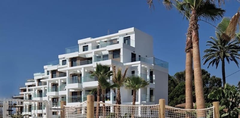 Apartment for sale in Denia with pool garage - € 325,000 (Ref: 9852272)