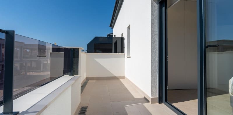 3 bedroom Bungalow for sale in Gran Alacant with pool garage - € 410,000 (Ref: 9852957)