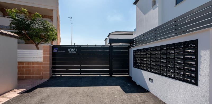 3 bedroom Bungalow for sale in Gran Alacant with pool garage - € 410,000 (Ref: 9852957)