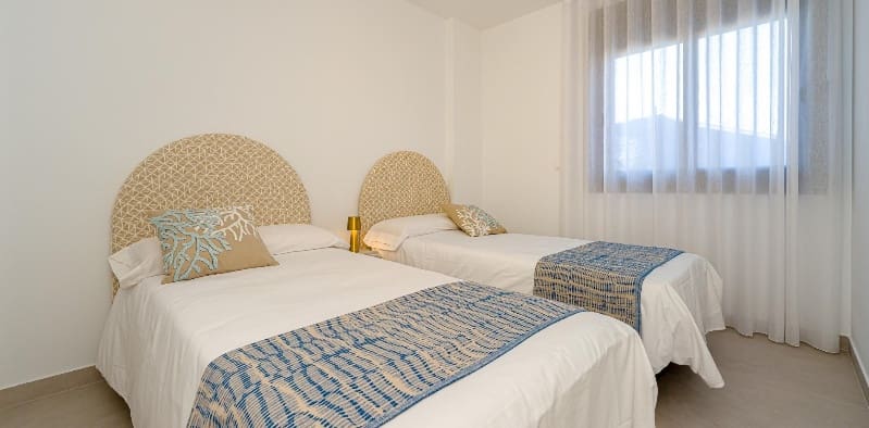 Apartment for sale in La Villajoyosa / Vila Joiosa with pool garage - € 349,000 (Ref: 9852972)
