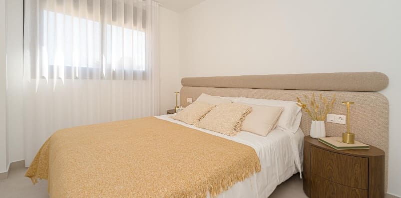 Apartment for sale in La Villajoyosa / Vila Joiosa with pool garage - € 349,000 (Ref: 9852972)