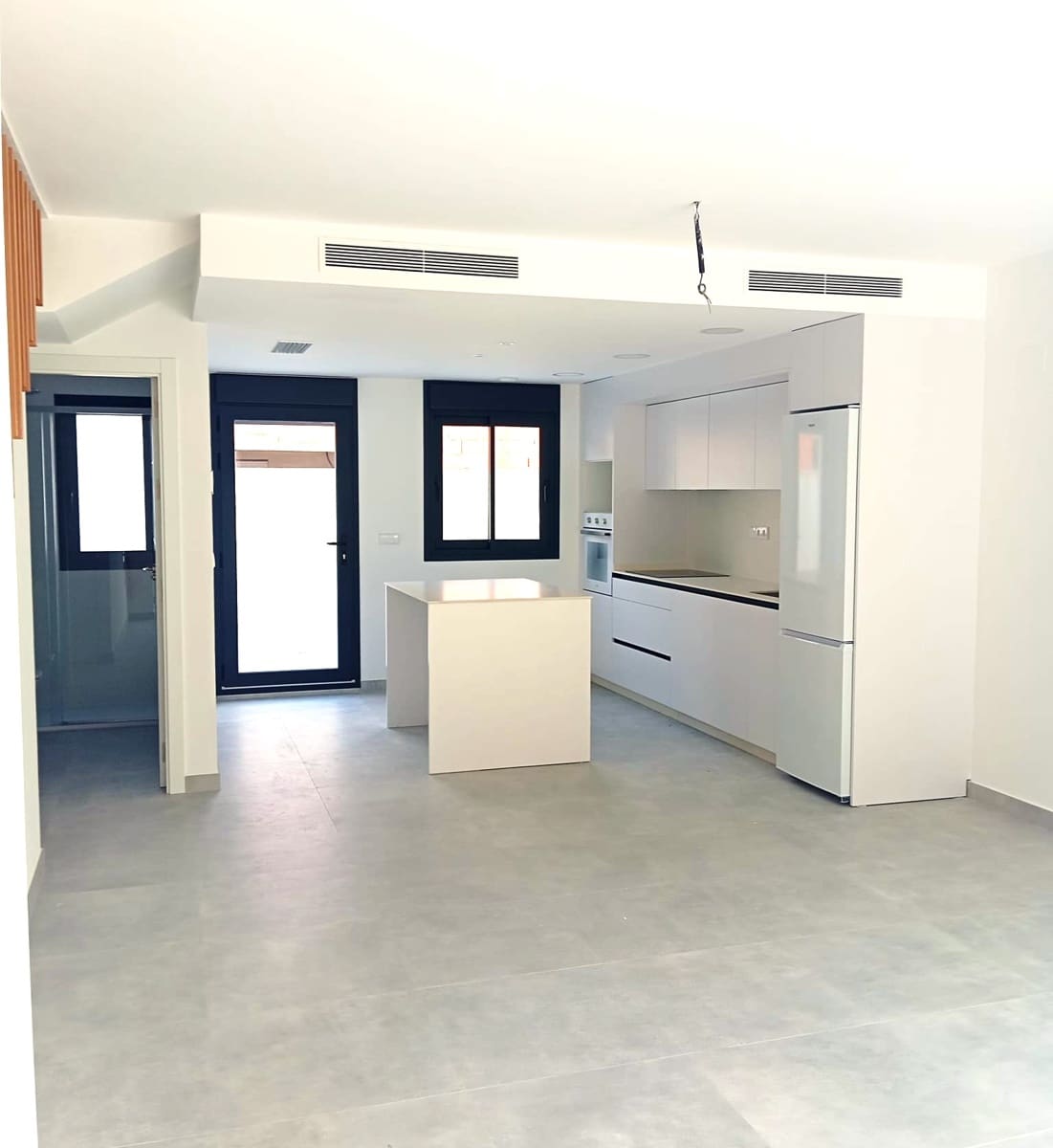2 soveværelse Villa til salg i Cox med swimmingpool garage - € 279.000 (Ref: 9854543)