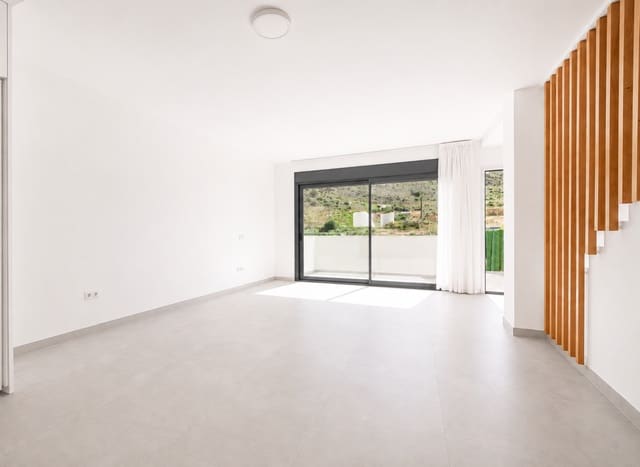 2 soveværelse Villa til salg i Cox med swimmingpool garage - € 279.000 (Ref: 9854543)