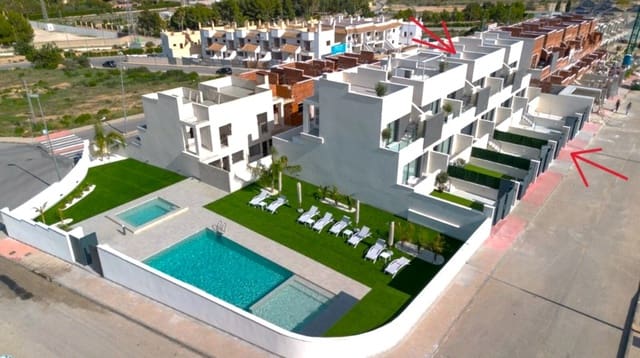 2 soveværelse Villa til salg i Cox med swimmingpool garage - € 279.000 (Ref: 9854543)