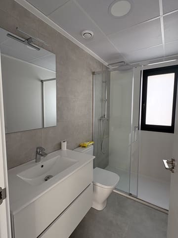 Chalet de 2 habitaciones en Cox en venta con piscina garaje - 279.000 € (Ref: 9854543)